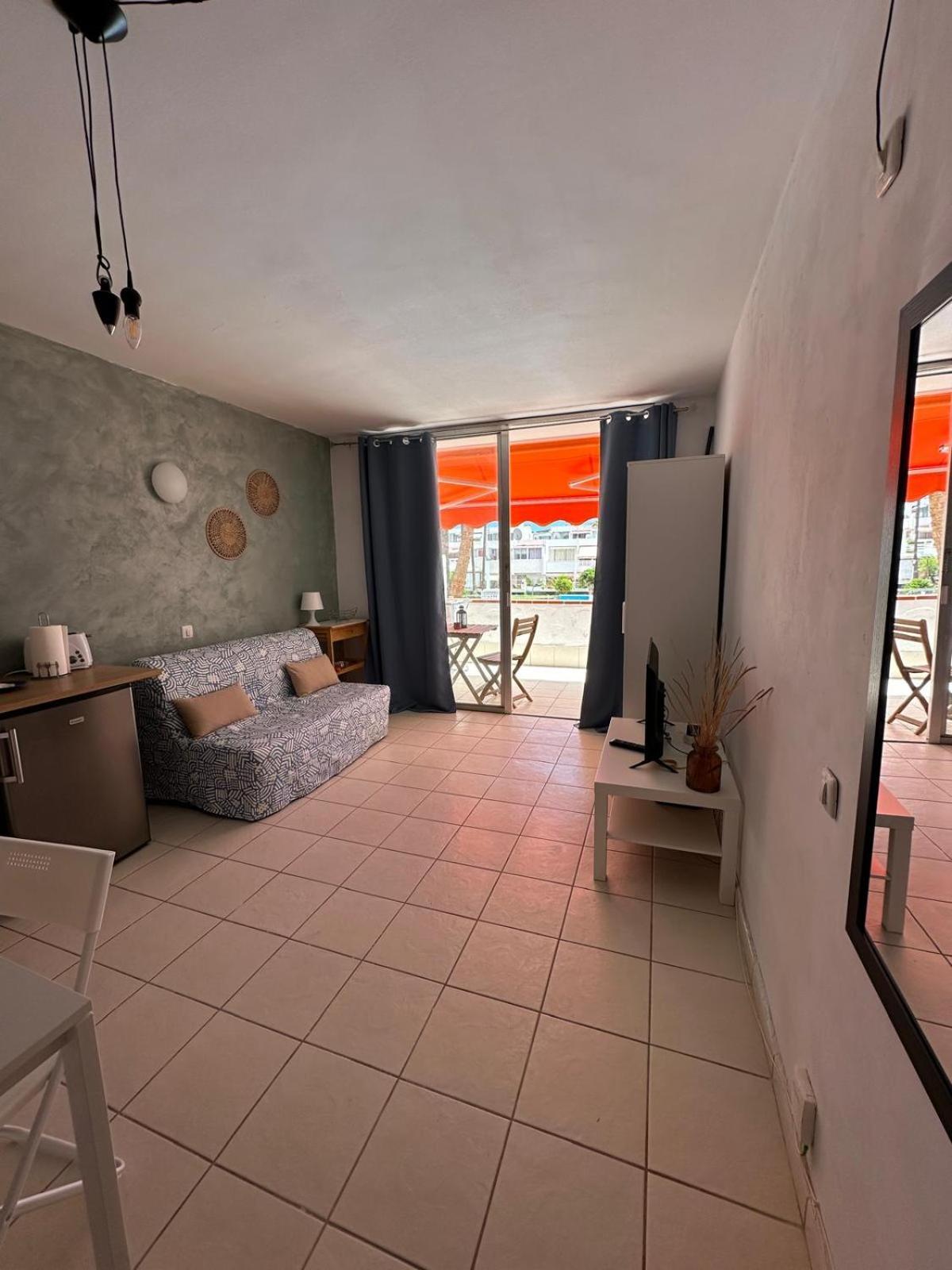 Flat Con Piscina In Costa Del Silencio - 5 Minuti Dal Mare Apartment Arona  Exterior foto